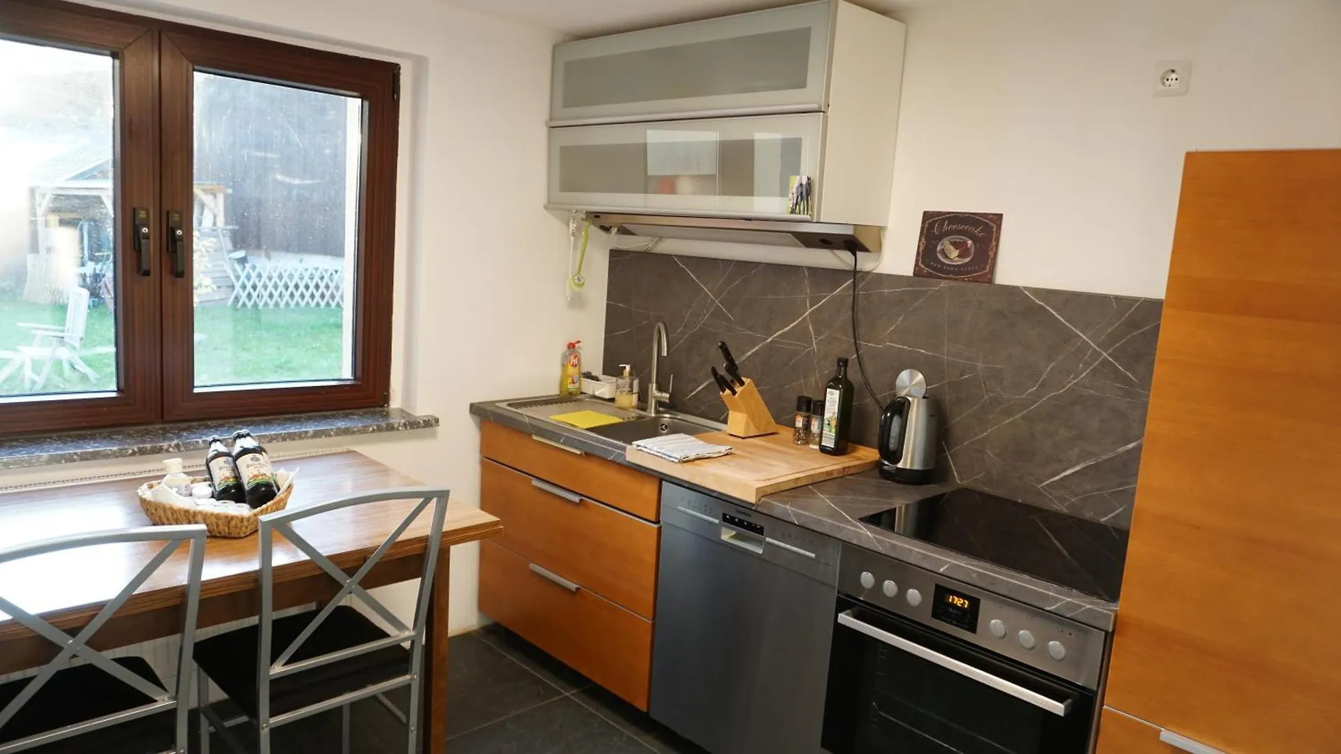 2 Zimmer Wohnung Mit Traumhaftem Blick In Die Natur Neustadt bei Coburg 0*,